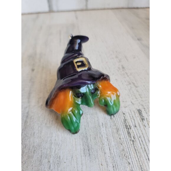 Unique Edge holding candle witch face Halloween decor - Picture 2 of 5